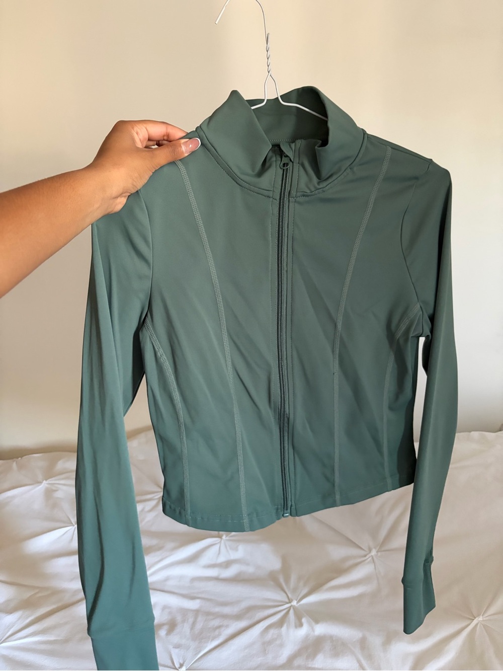 Women’s Green Active Zip Jacket & Flare leg Leggings Yoga Pants Set - Picture 2 of 9